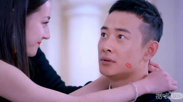 别管迪丽热巴跟谁跑了，和陈伟霆鹿晗盛一伦组CP你嗑哪对？