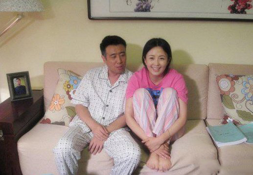 于和伟全家福照片于和伟老婆照片背景揭秘